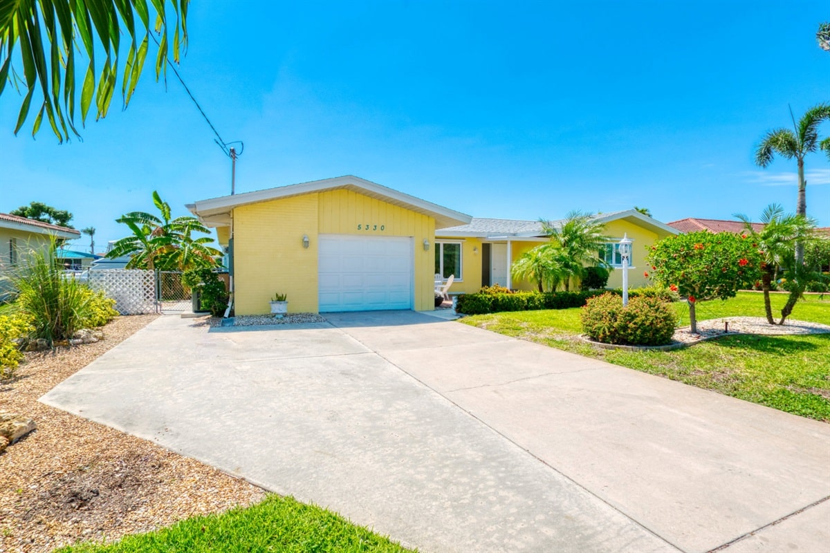 Ferienhaus in Cape Coral, Florida, zu vermieten, verwaltet von Vacation Rentals Cape Coral