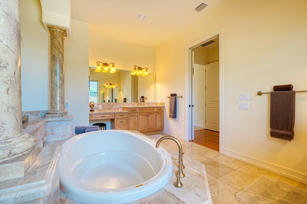 Ferienhaus in Cape Coral, Florida, zu vermieten, verwaltet von Vacation Rentals Cape Coral