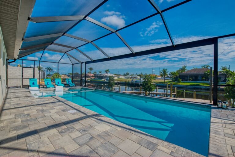 Villa Tiki Oasis