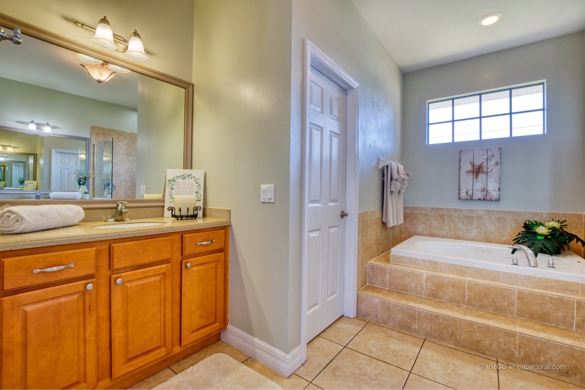 Ferienhaus in Cape Coral, Florida, zu vermieten, verwaltet von Vacation Rentals Cape Coral